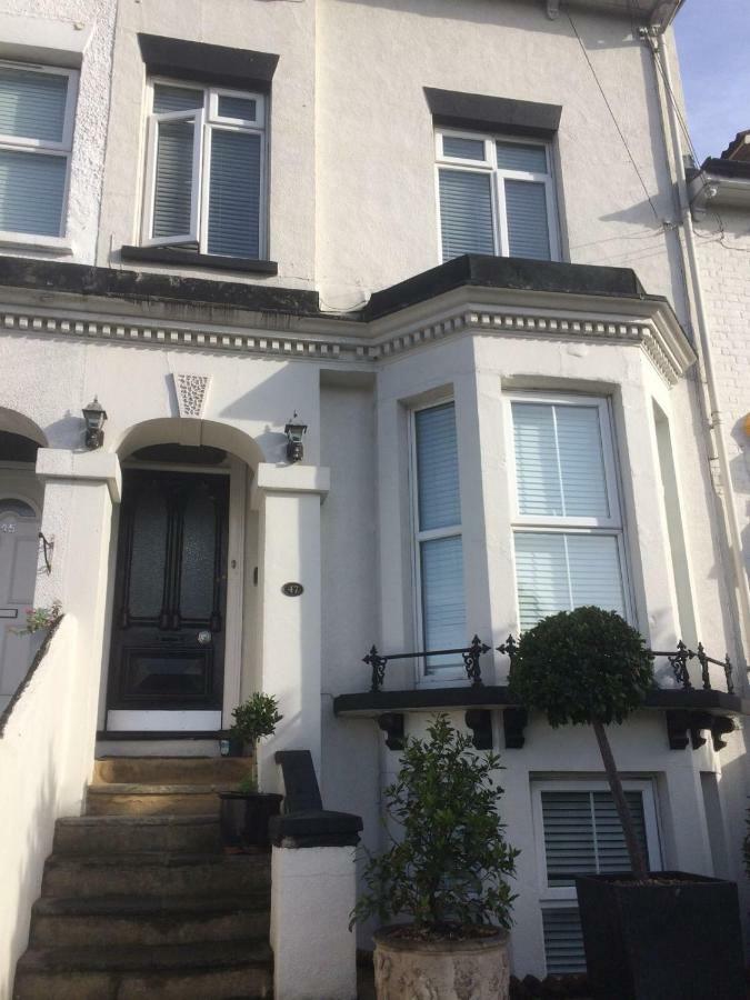 Bay Lodge Aylesbury  Dış mekan fotoğraf